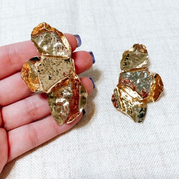 Hammered flower earrings N190 - Picture 5 of 6